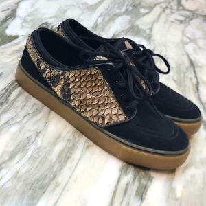 Custom NIKE sneakers- suede- size 7.5 womens